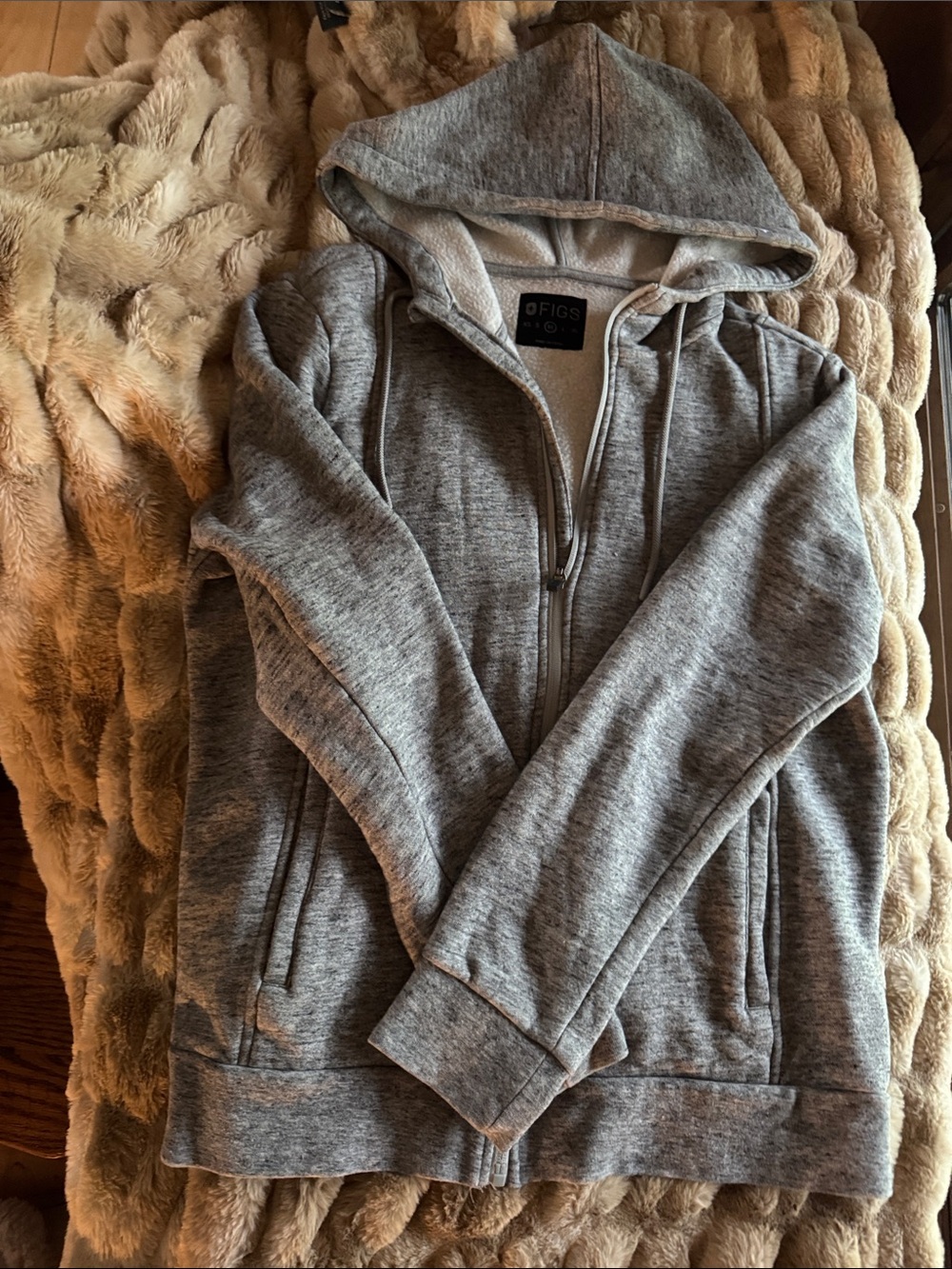Figs Men’s Heather Gray Zip-Up Hooded Sweater